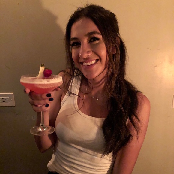 danielaknowless